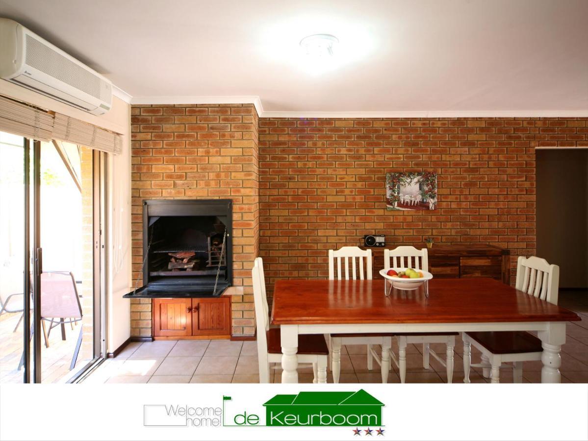 De Keurboom Guesthouse Kuils River Esterno foto